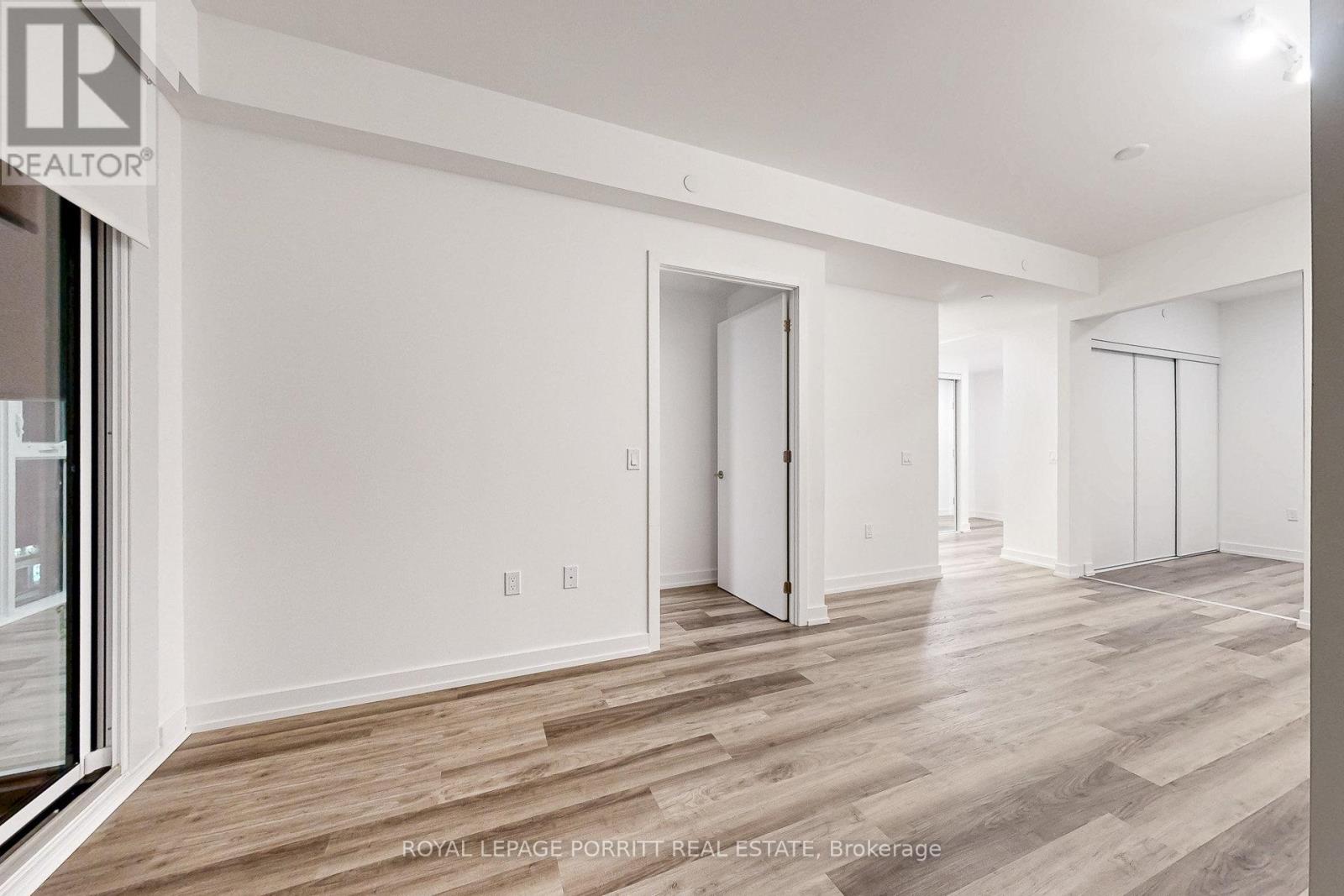 509 - 6 Chartwell Road, Toronto, Ontario  M8Z 4E8 - Photo 17 - W12572890