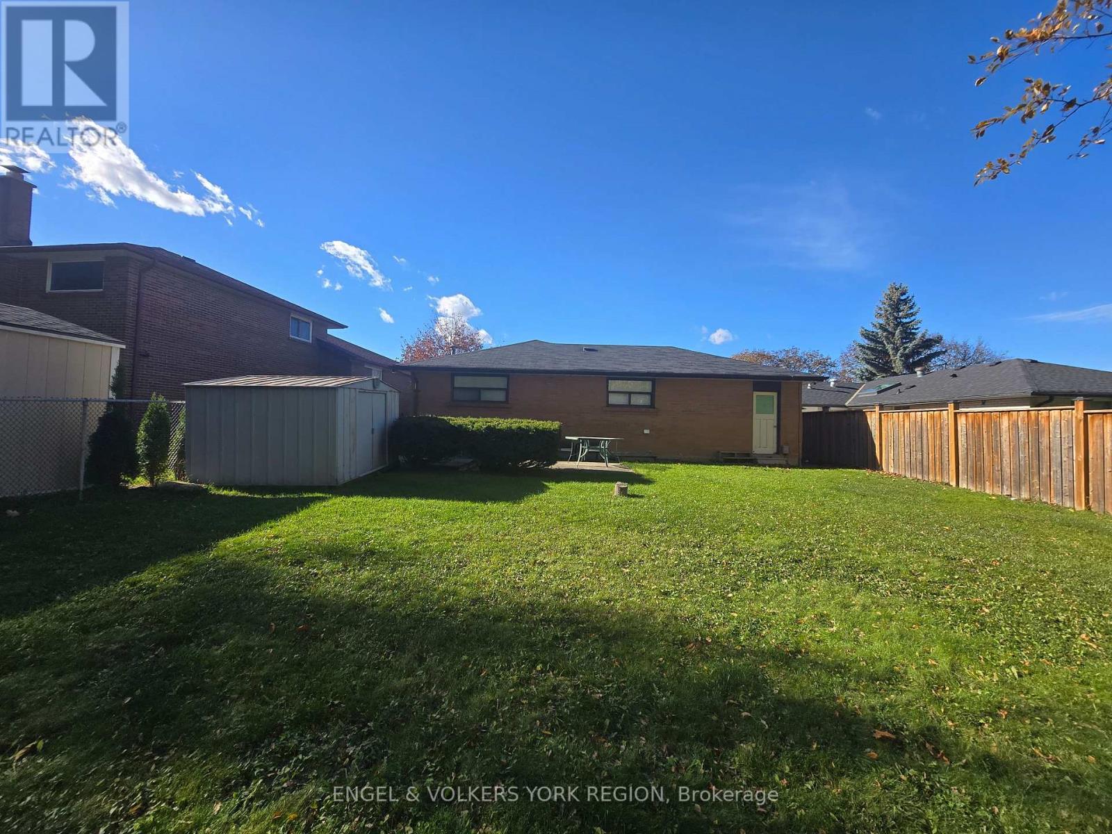 A - 18 Elrose Road W, Brampton, Ontario  L6T 2C2 - Photo 14 - W12572894