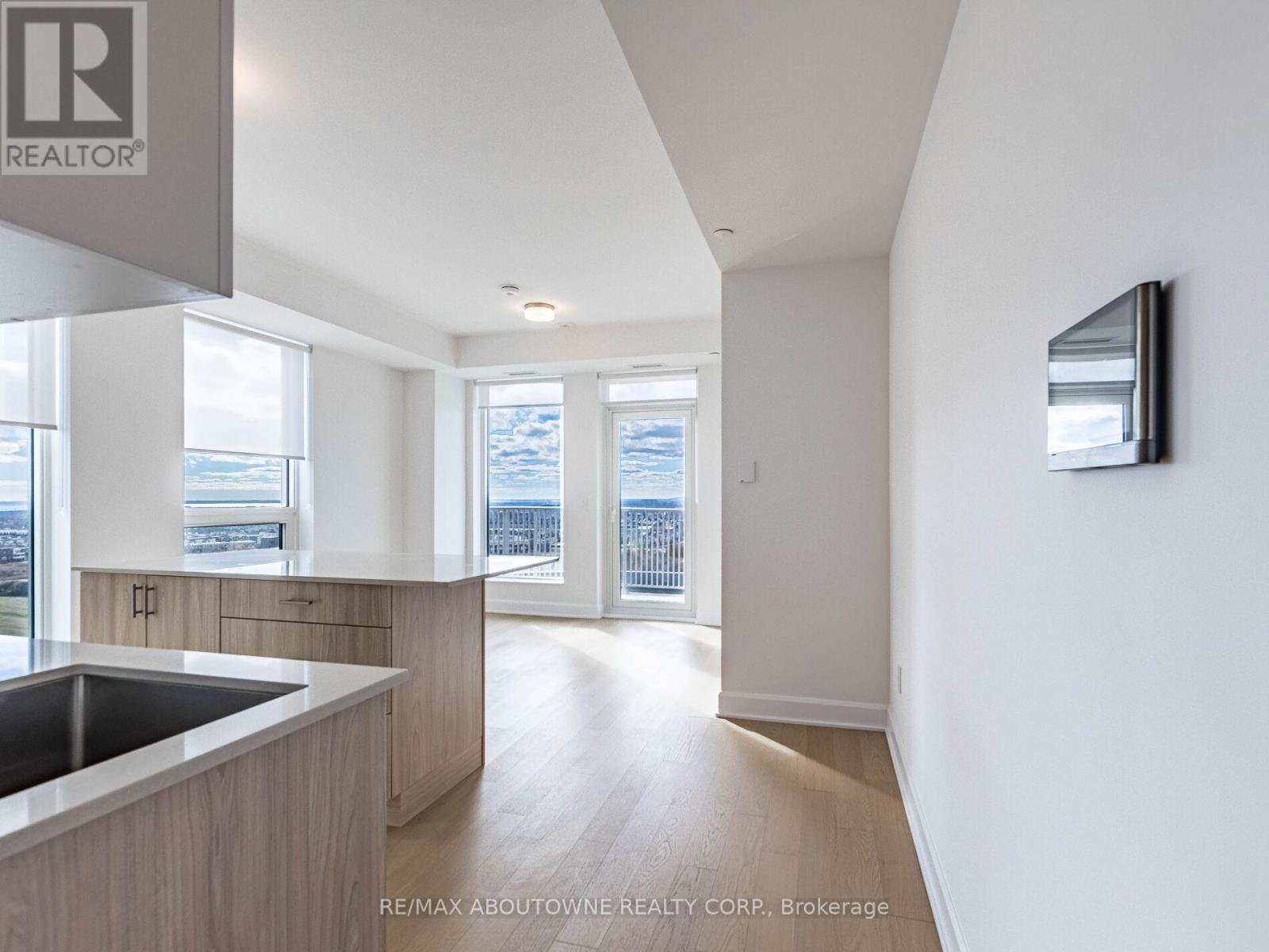 1602 - 3240 William Colston Avenue, Oakville, Ontario  L6H 8C8 - Photo 12 - W12572916