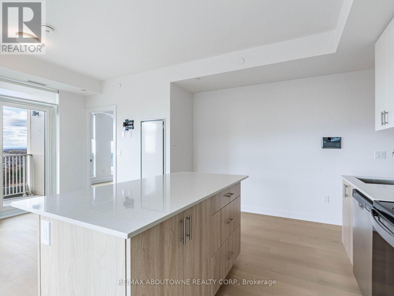 1602 - 3240 William Colston Avenue, Oakville, Ontario  L6H 8C8 - Photo 17 - W12572916