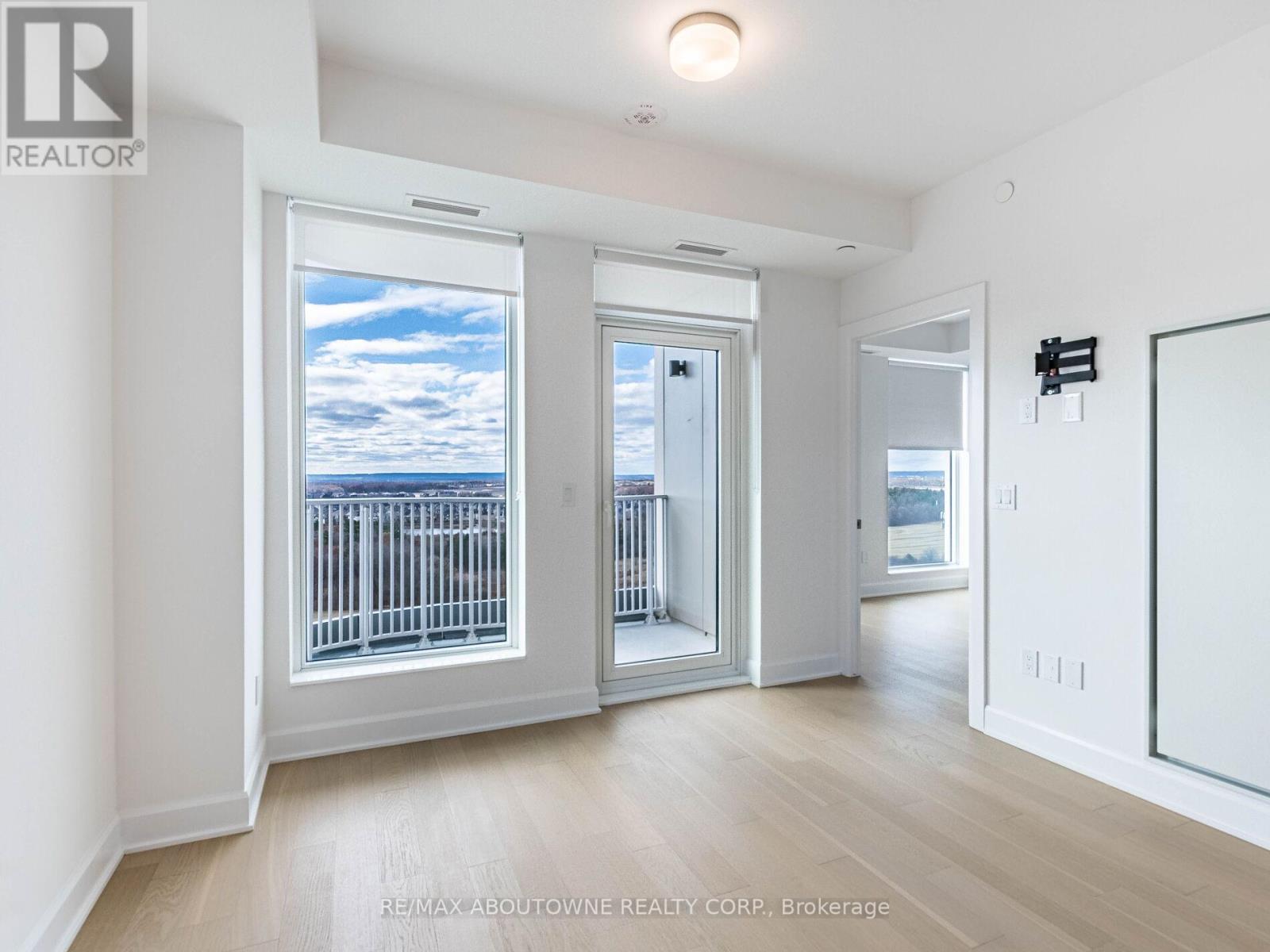 1602 - 3240 William Colston Avenue, Oakville, Ontario  L6H 8C8 - Photo 18 - W12572916