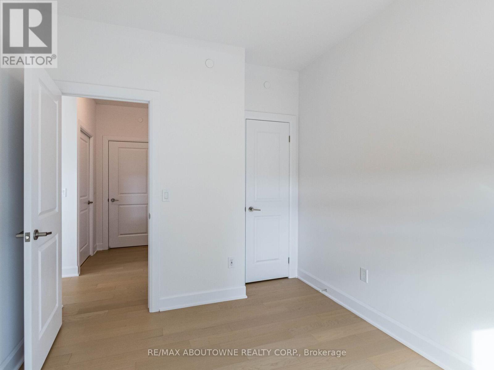 1602 - 3240 William Colston Avenue, Oakville, Ontario  L6H 8C8 - Photo 32 - W12572916