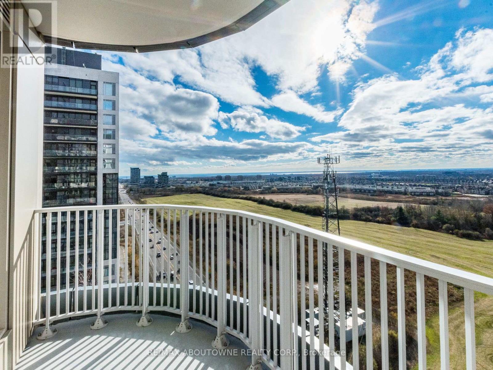 1602 - 3240 William Colston Avenue, Oakville, Ontario  L6H 8C8 - Photo 37 - W12572916