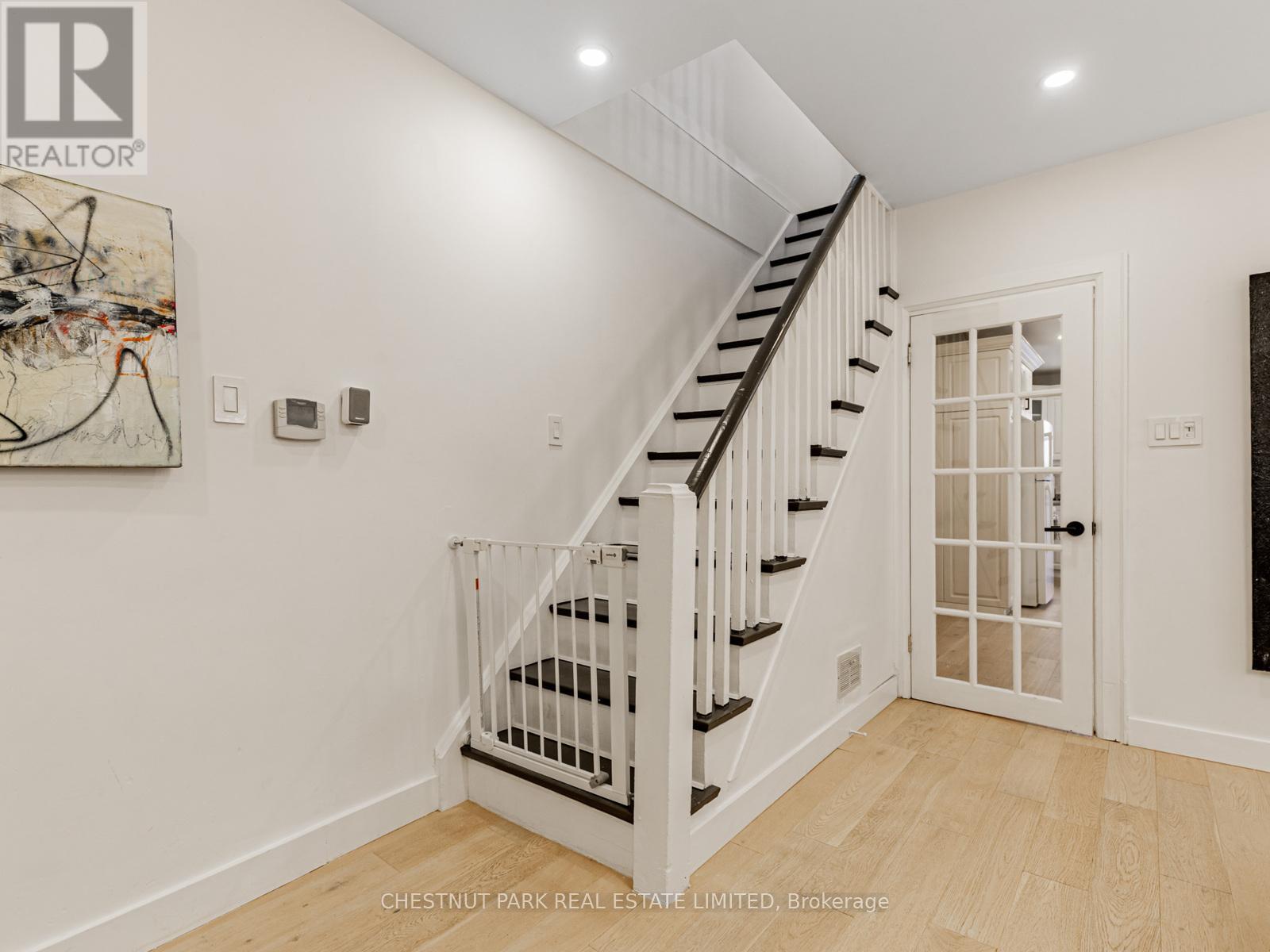 183 Locksley Avenue, Toronto, Ontario  M6B 3N8 - Photo 12 - W12572922