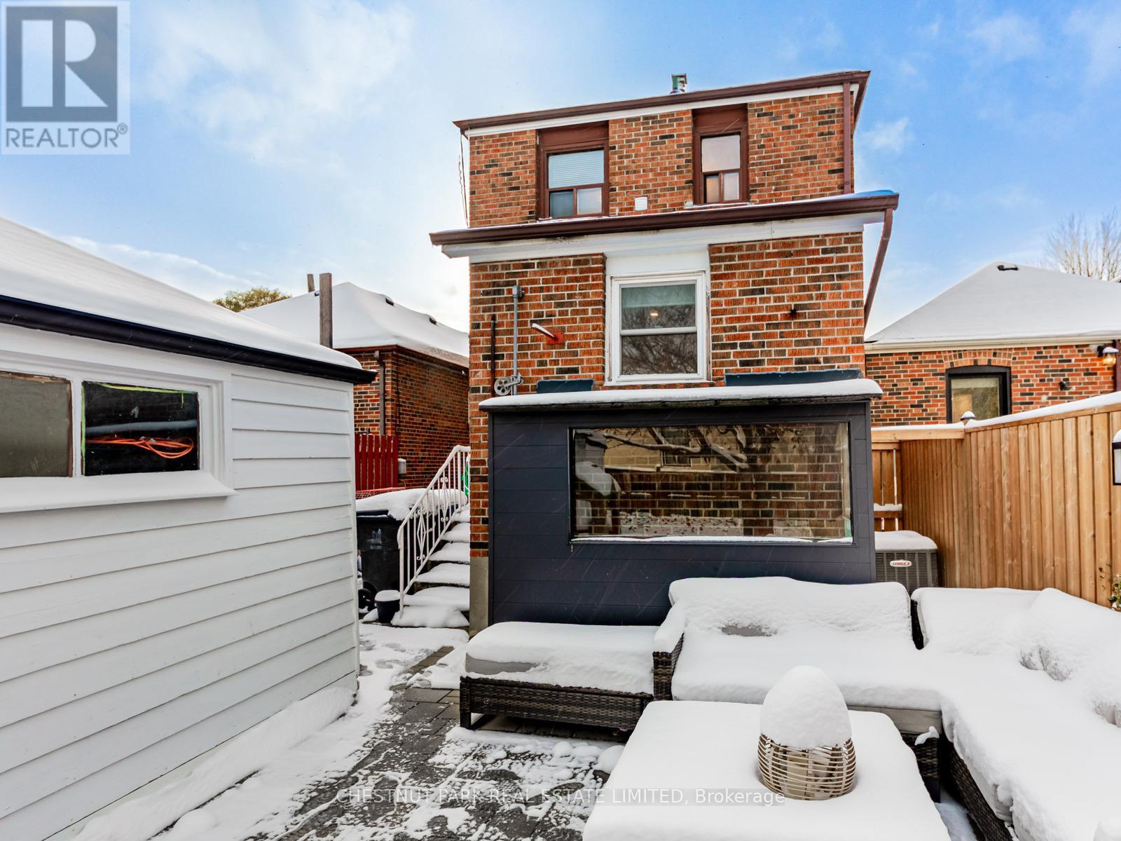 183 Locksley Avenue, Toronto, Ontario  M6B 3N8 - Photo 40 - W12572922