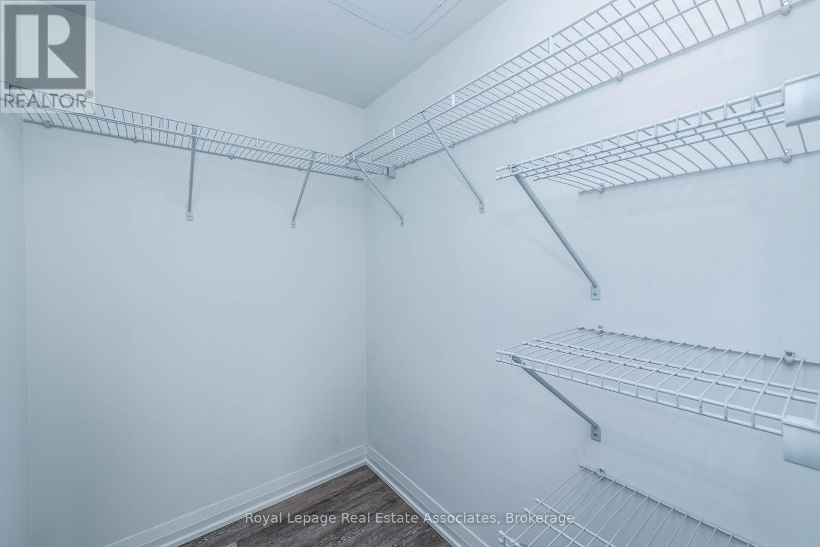 304 - 40 Via Rosedale Way, Brampton, Ontario  L6R 0W2 - Photo 16 - W12572944