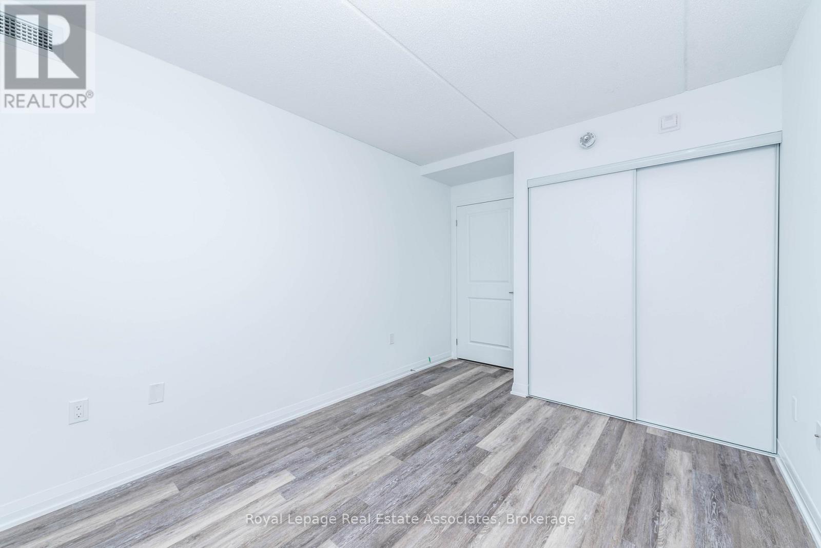 304 - 40 Via Rosedale Way, Brampton, Ontario  L6R 0W2 - Photo 21 - W12572944