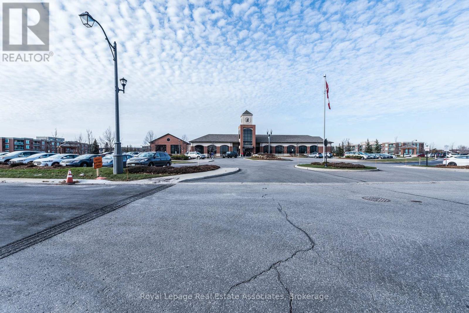 304 - 40 Via Rosedale Way, Brampton, Ontario  L6R 0W2 - Photo 22 - W12572944