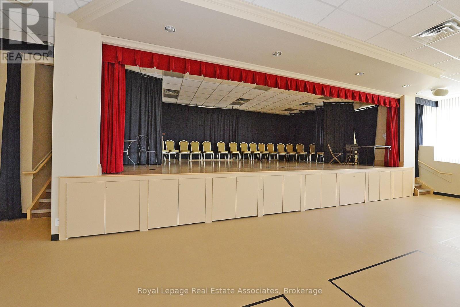 304 - 40 Via Rosedale Way, Brampton, Ontario  L6R 0W2 - Photo 25 - W12572944