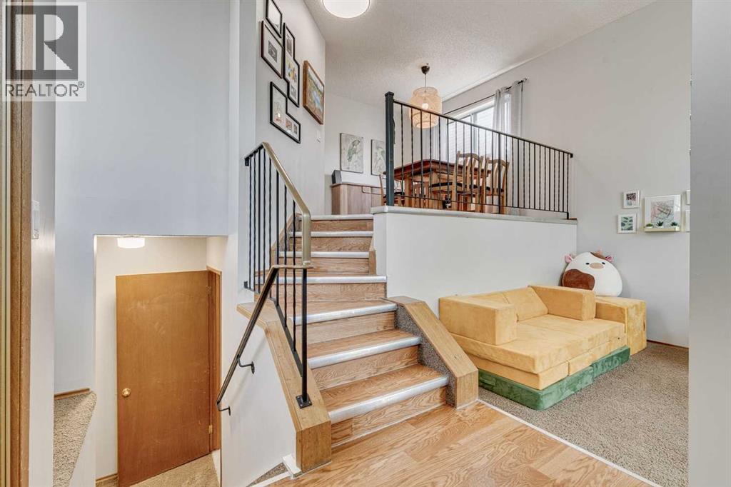 24 Millcrest Road Sw, Calgary, Alberta  T2Y 2K9 - Photo 8 - A2244164