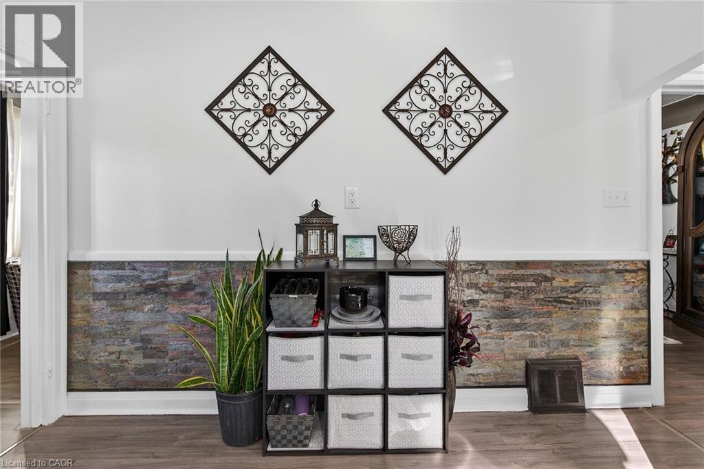 199 West 2nd Street, Hamilton, Ontario  L9C 3G2 - Photo 6 - 40775559