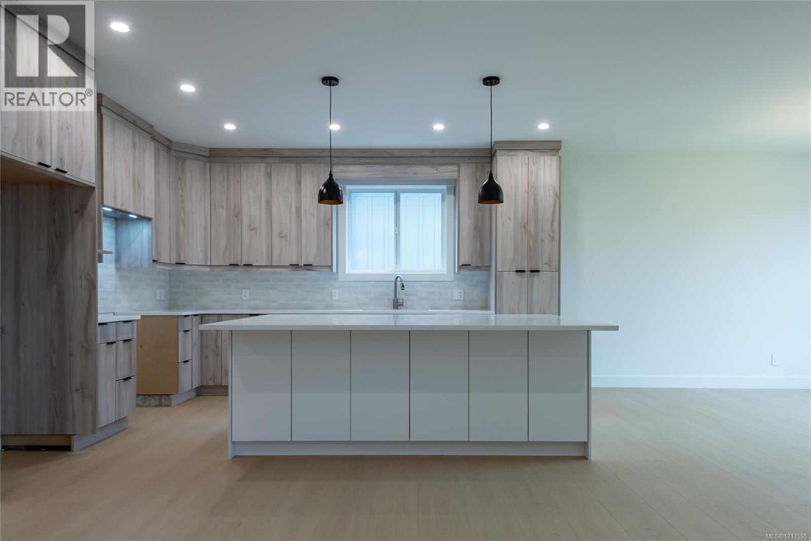 748 Beaver Creek Blvd, Campbell River, British Columbia  V9H 0G4 - Photo 11 - 1017595