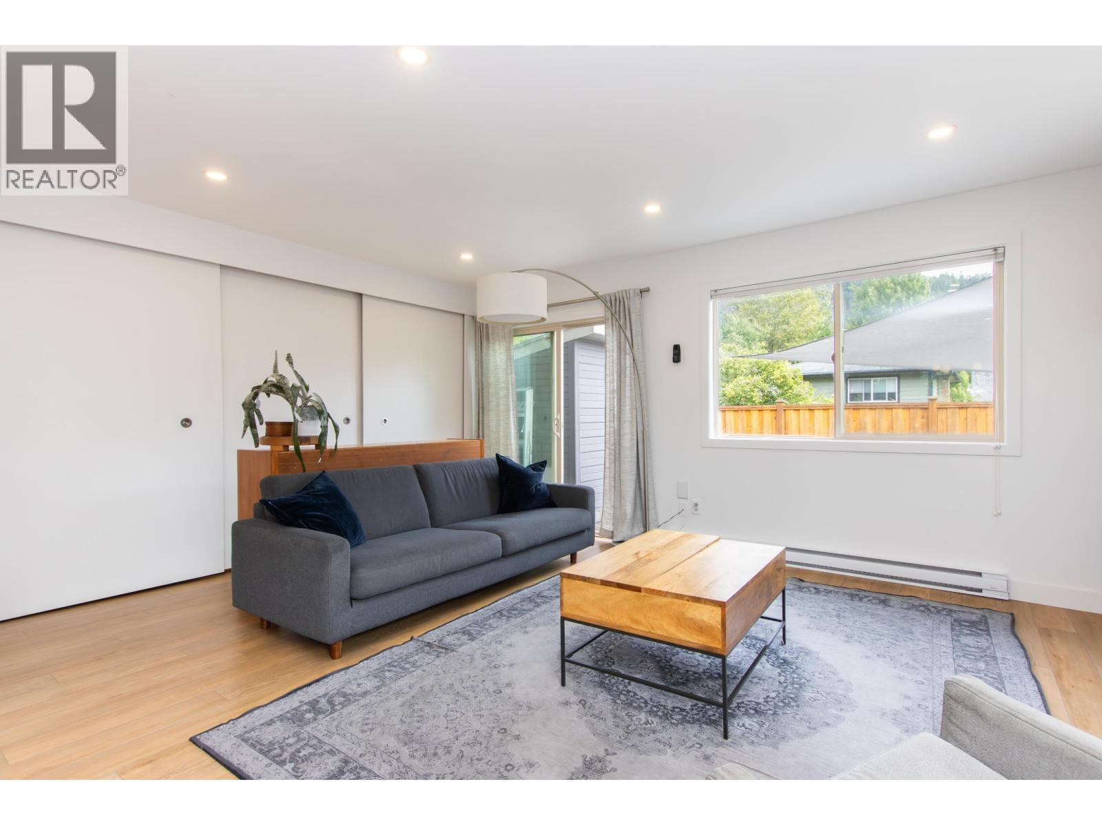 10 41450 Government Road, Brackendale, British Columbia  V0N 1H0 - Photo 3 - R3069583