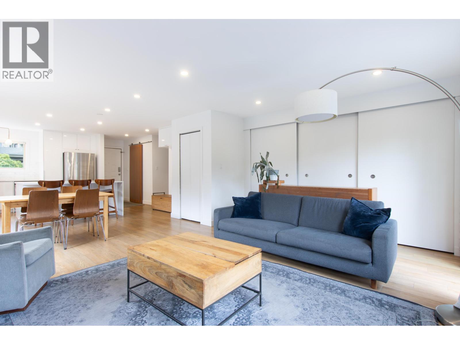 10 41450 GOVERNMENT ROAD, Brackendale, British Columbia