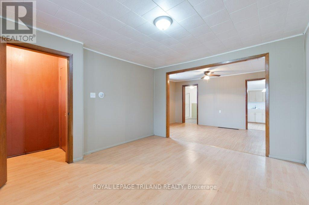 17 Jonas Street, St. Thomas, Ontario  N5R 2X7 - Photo 7 - X12573016