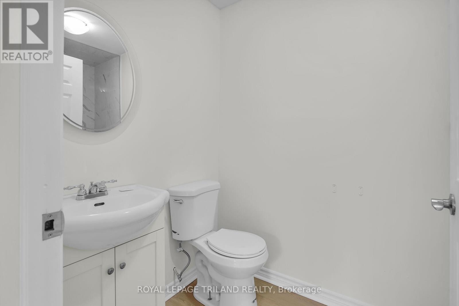 1 - 876 Van Street, London East, Ontario  N5Z 1M7 - Photo 13 - X12573088