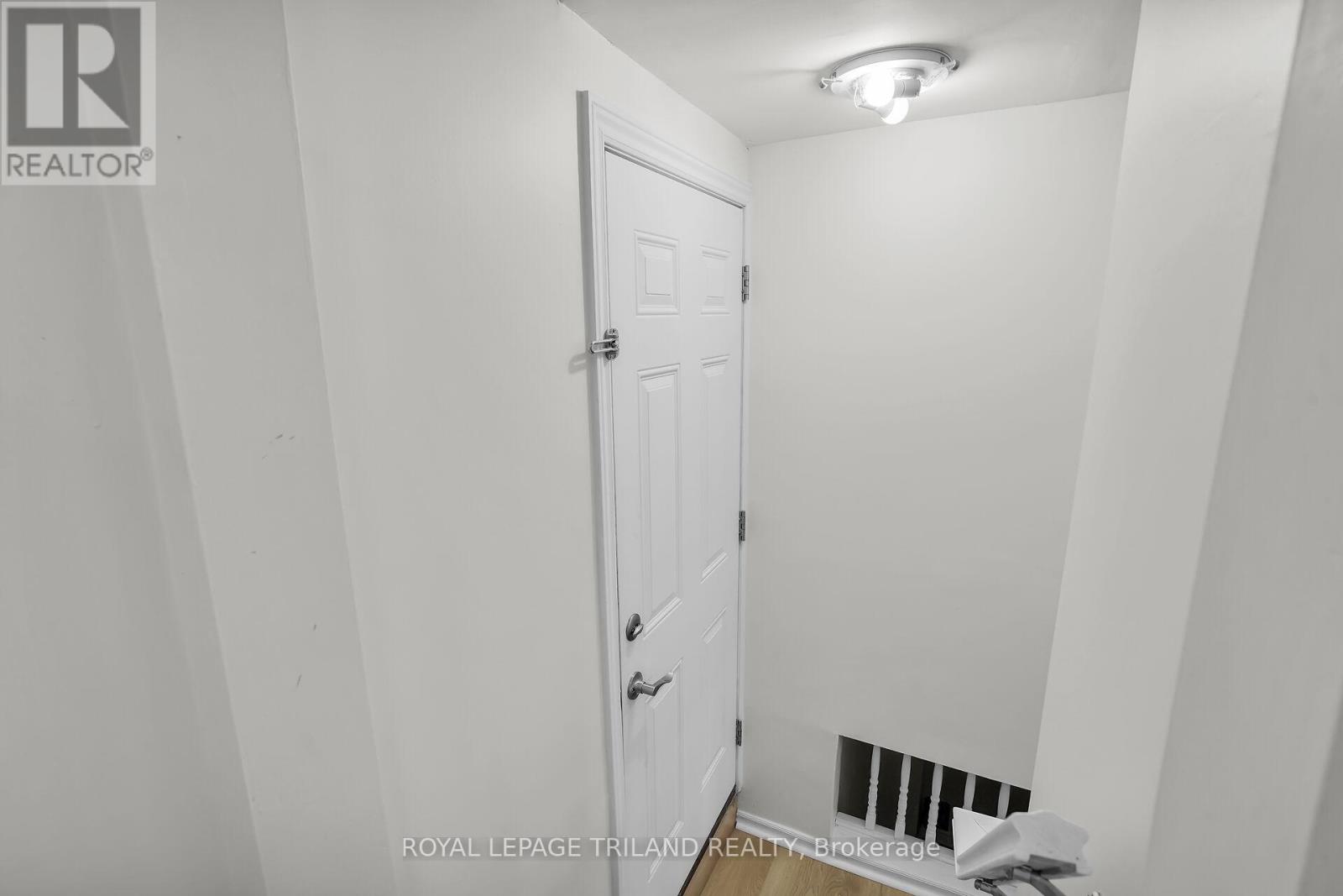 1 - 876 Van Street, London East, Ontario  N5Z 1M7 - Photo 15 - X12573088