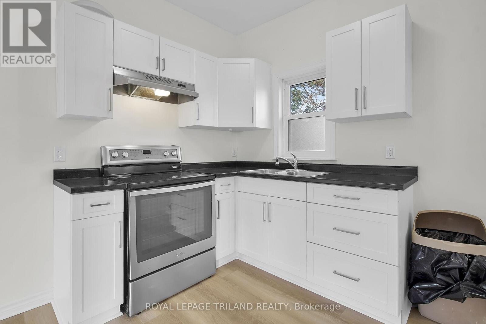 1 - 876 Van Street, London East, Ontario  N5Z 1M7 - Photo 9 - X12573088