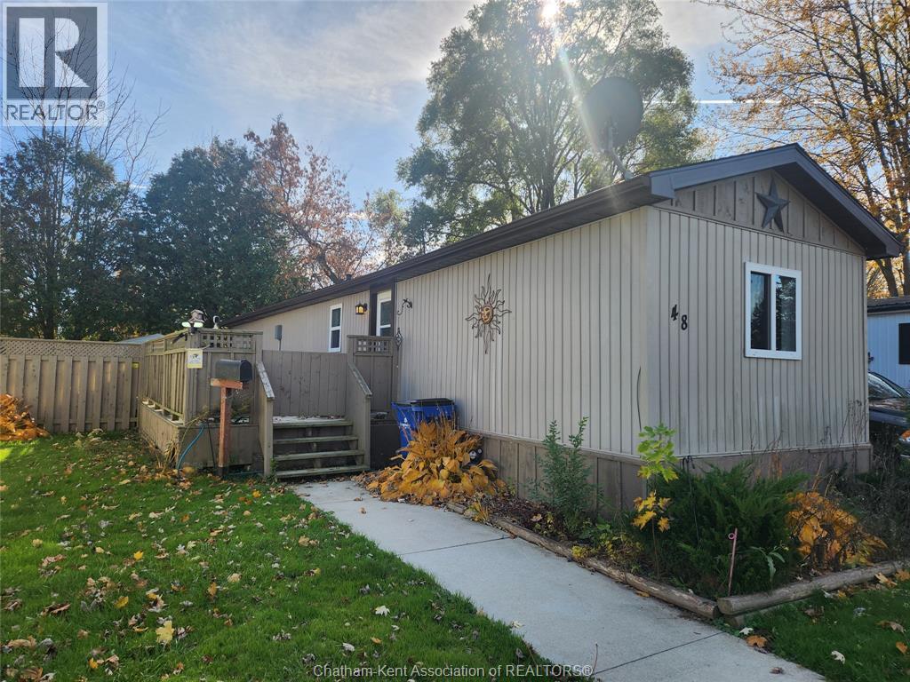 48 Regency DRIVE, Chatham, Ontario