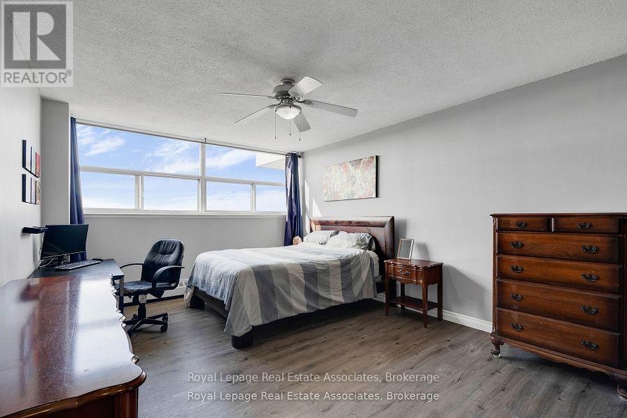 1204 - 215 Glenridge Avenue, St. Catharines, Ontario  L2T 3J7 - Photo 22 - X12572872