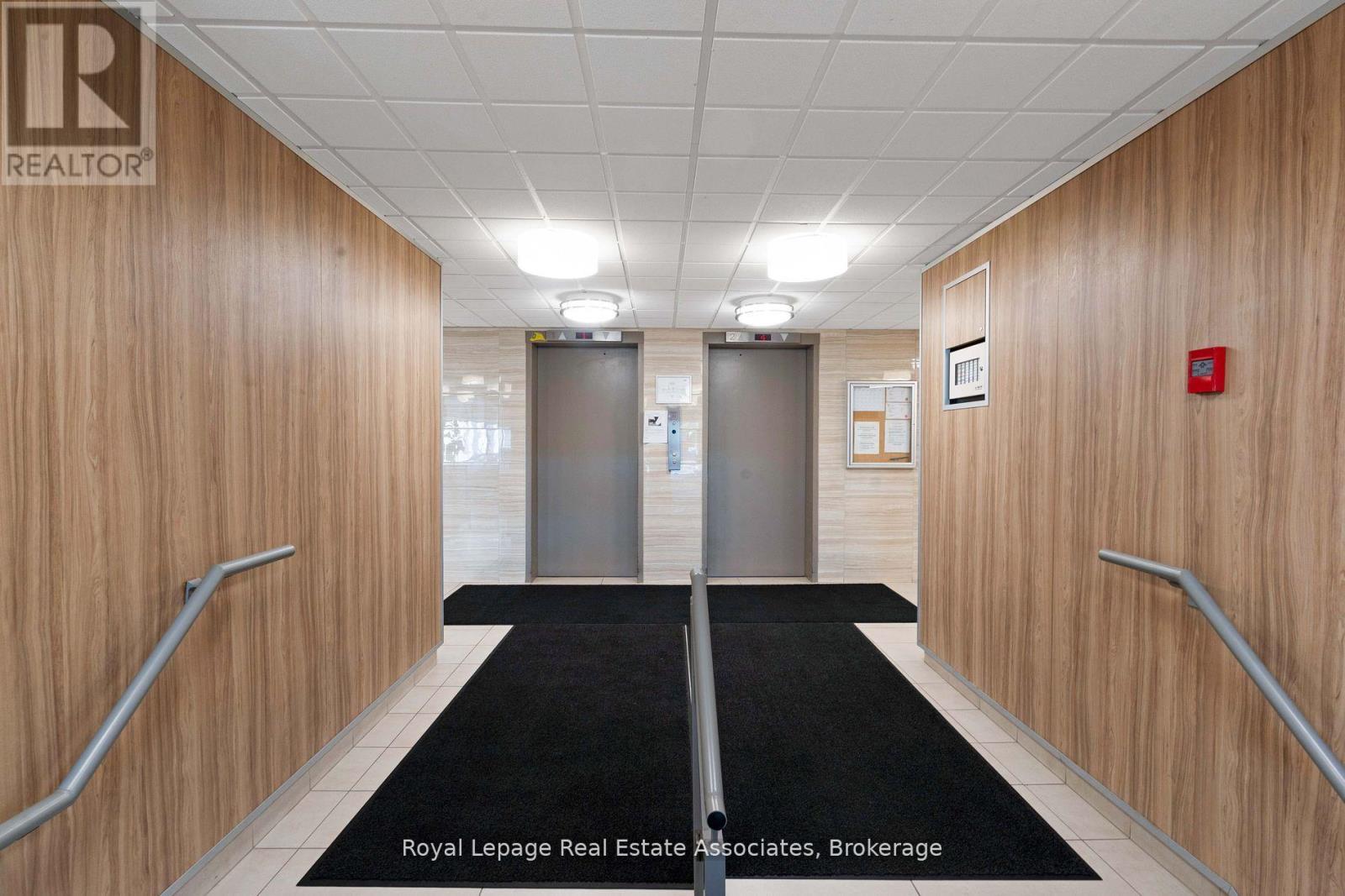 1204 - 215 Glenridge Avenue, St. Catharines, Ontario  L2T 3J7 - Photo 4 - X12572872