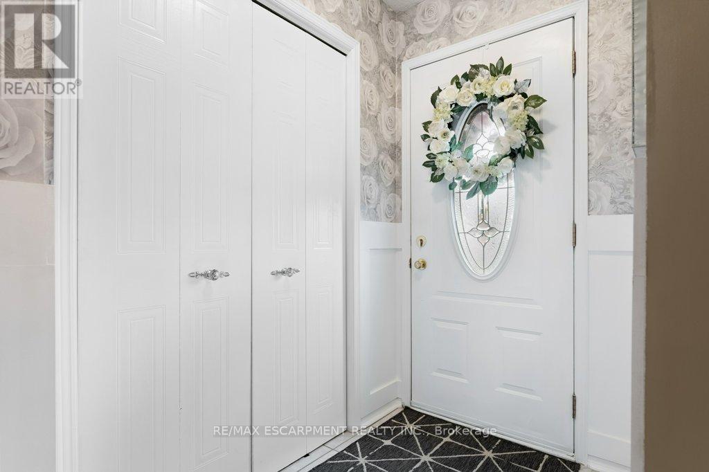 4357 Arejay Avenue, Lincoln, Ontario  L2J 0P4 - Photo 3 - X12572964