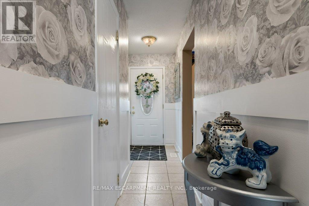 4357 Arejay Avenue, Lincoln, Ontario  L2J 0P4 - Photo 4 - X12572964