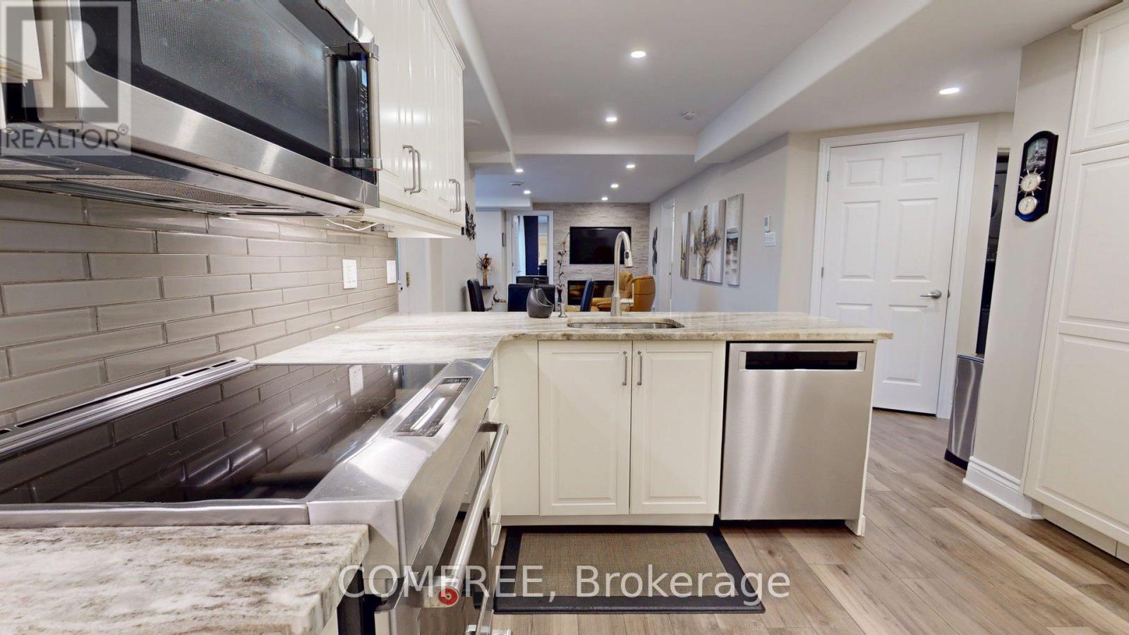 70 Wilderness Way, Ottawa, Ontario  K2S 2E3 - Photo 29 - X12573120