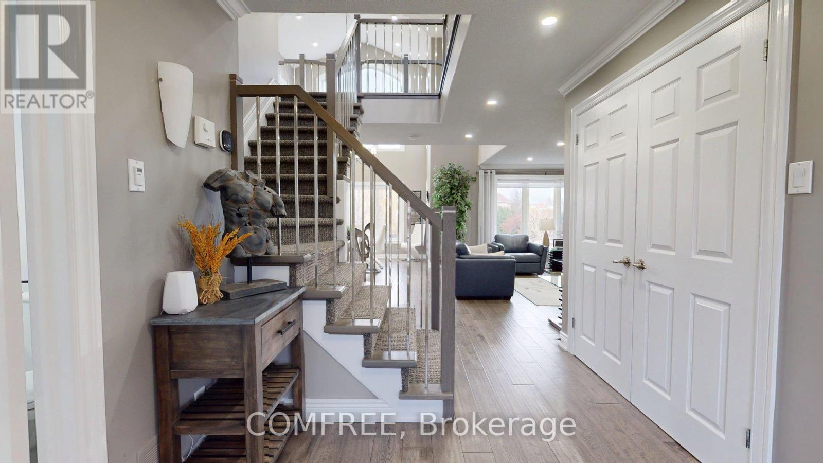 70 Wilderness Way, Ottawa, Ontario  K2S 2E3 - Photo 3 - X12573120