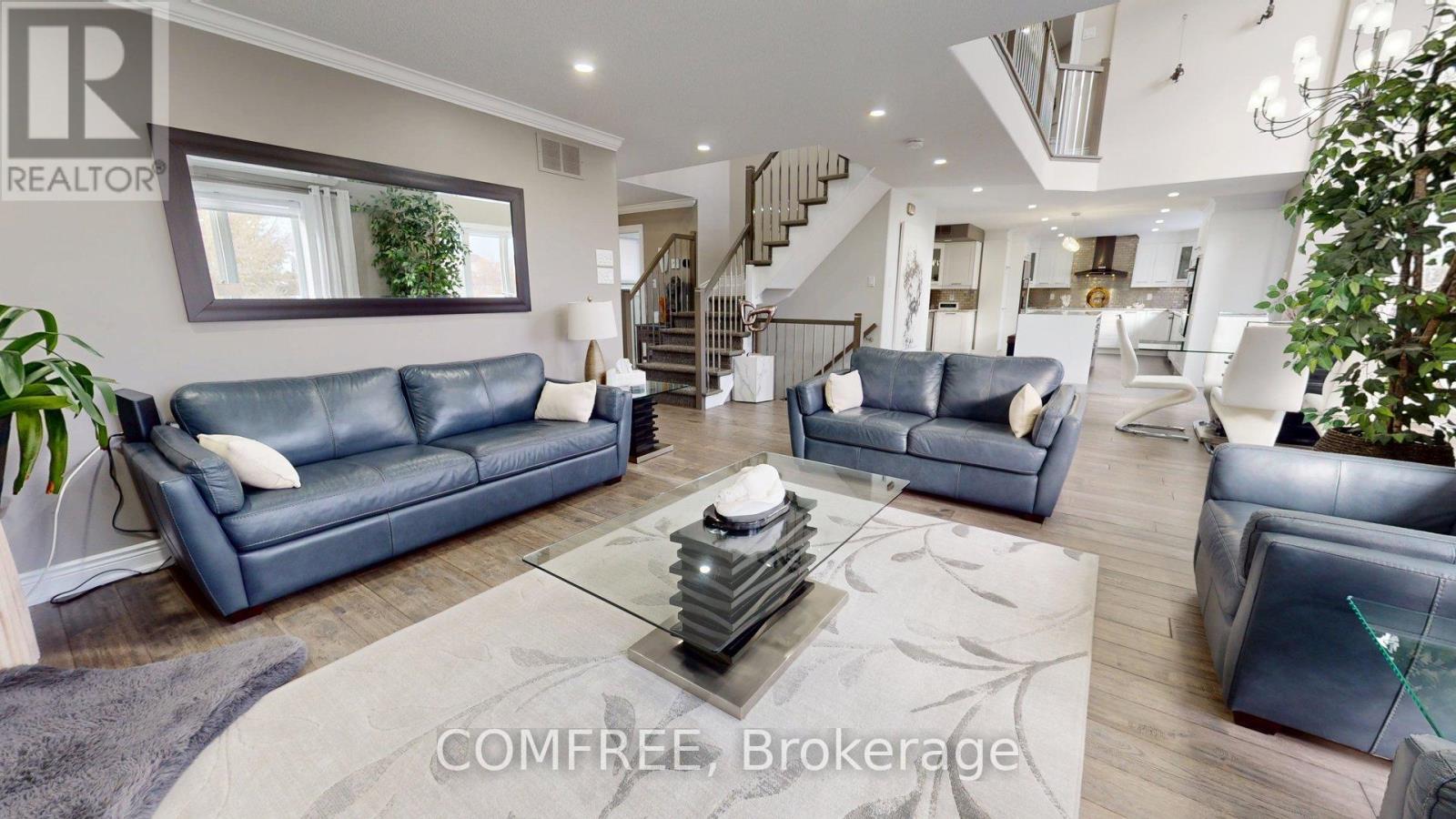 70 Wilderness Way, Ottawa, Ontario  K2S 2E3 - Photo 4 - X12573120