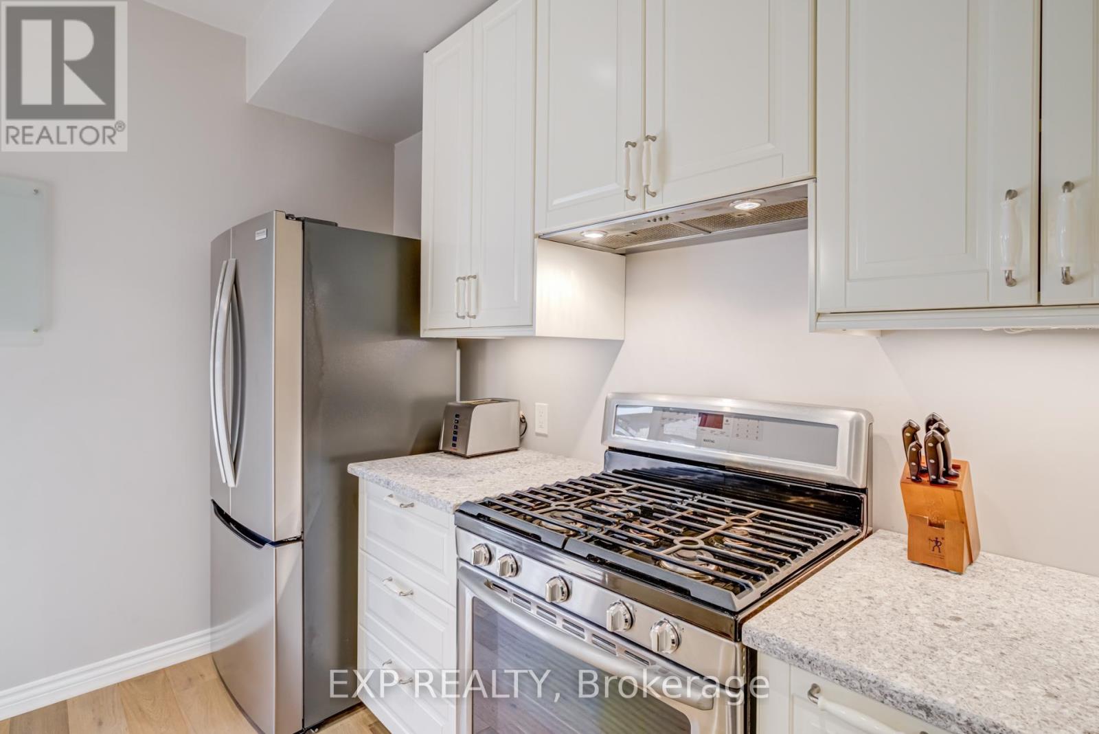 9 Mcneil Street, Hamilton, Ontario  L8R 2C3 - Photo 15 - X12573008