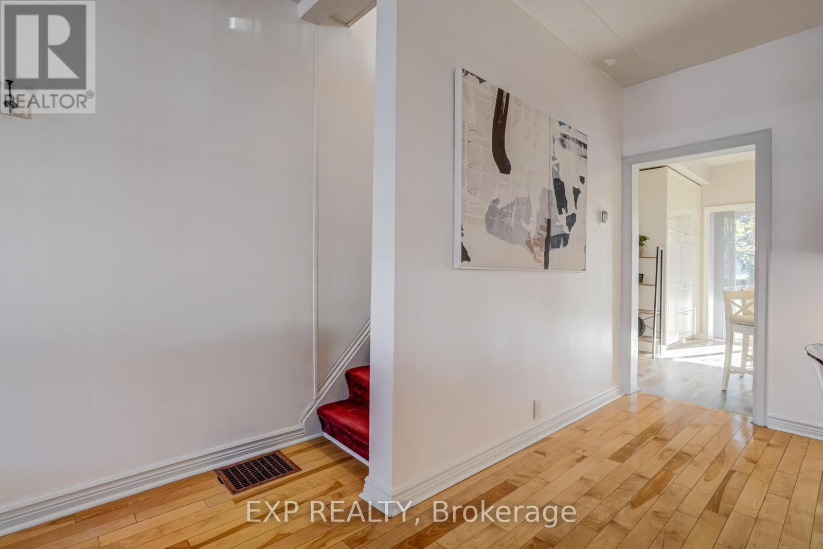 9 Mcneil Street, Hamilton, Ontario  L8R 2C3 - Photo 16 - X12573008