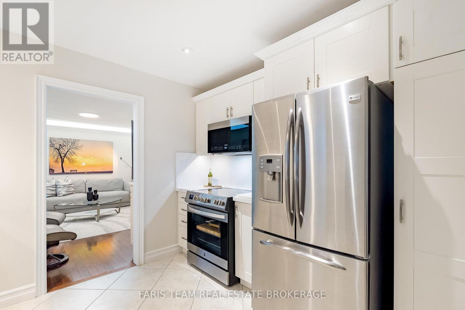 40 Orwell Crescent, Barrie (Letitia Heights), Ontario  L4N 6M6 - Photo 12 - S12572522