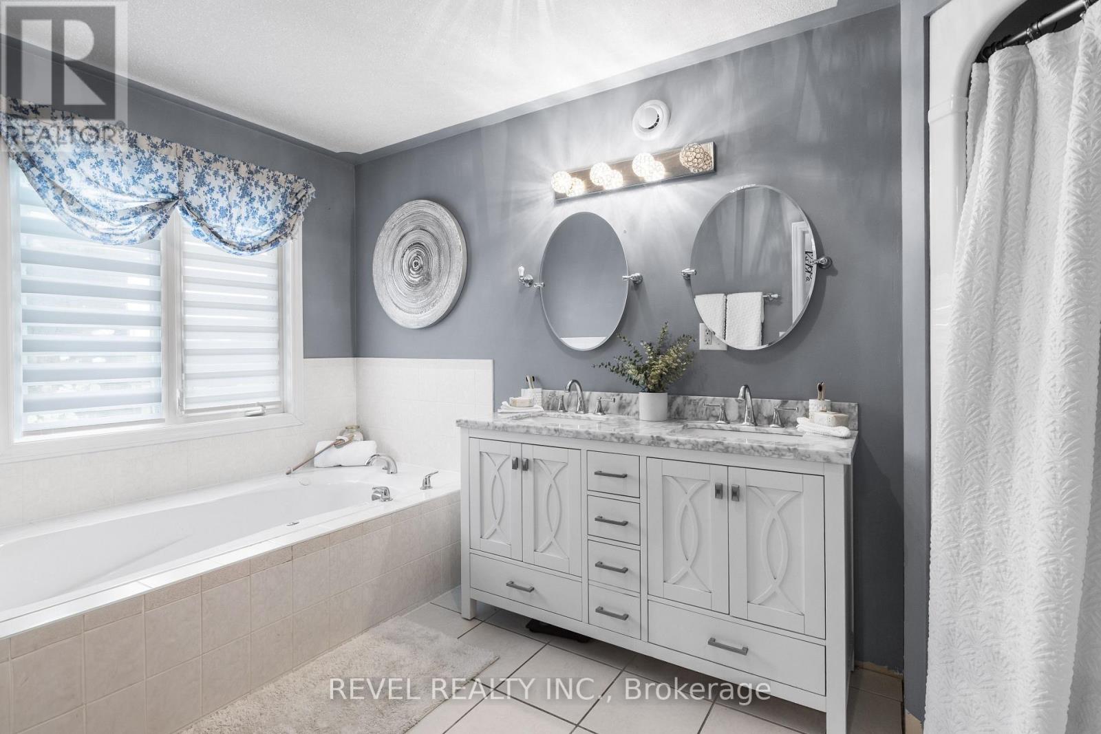 1578 Sturgeon Road, Kawartha Lakes, Ontario K0M 1L0 - Photo 23 - X12510602