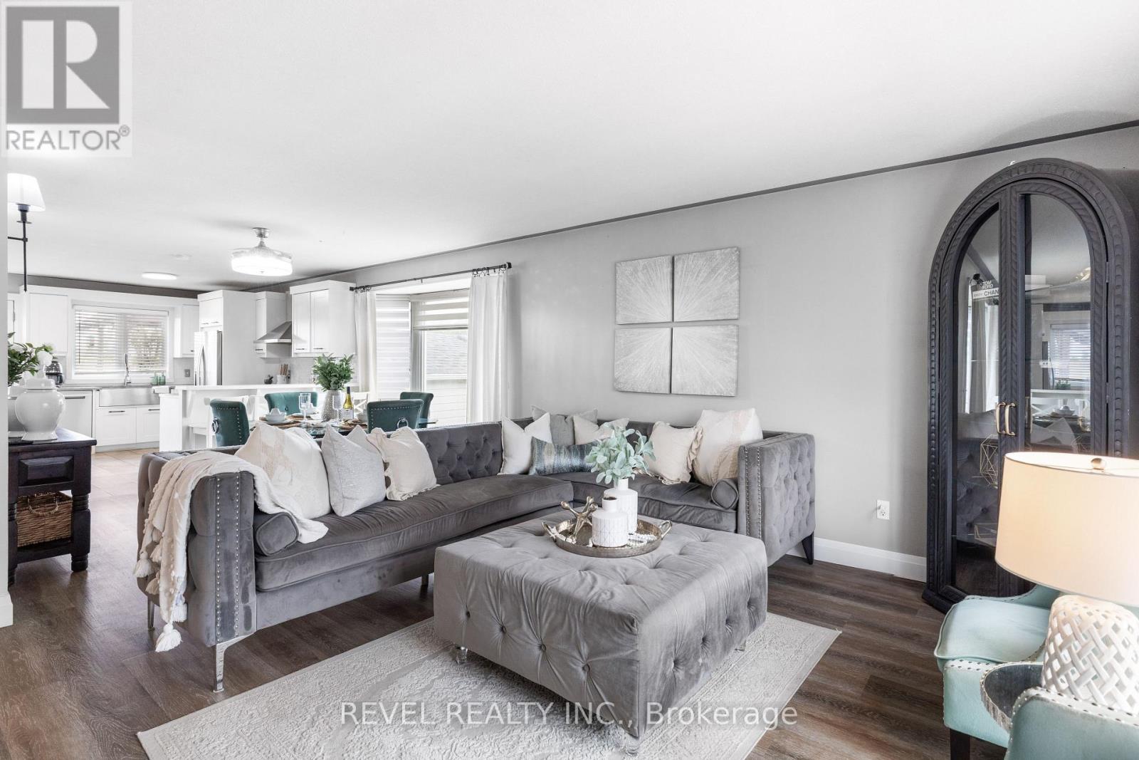 1578 Sturgeon Road, Kawartha Lakes, Ontario K0M 1L0 - Photo 4 - X12510602