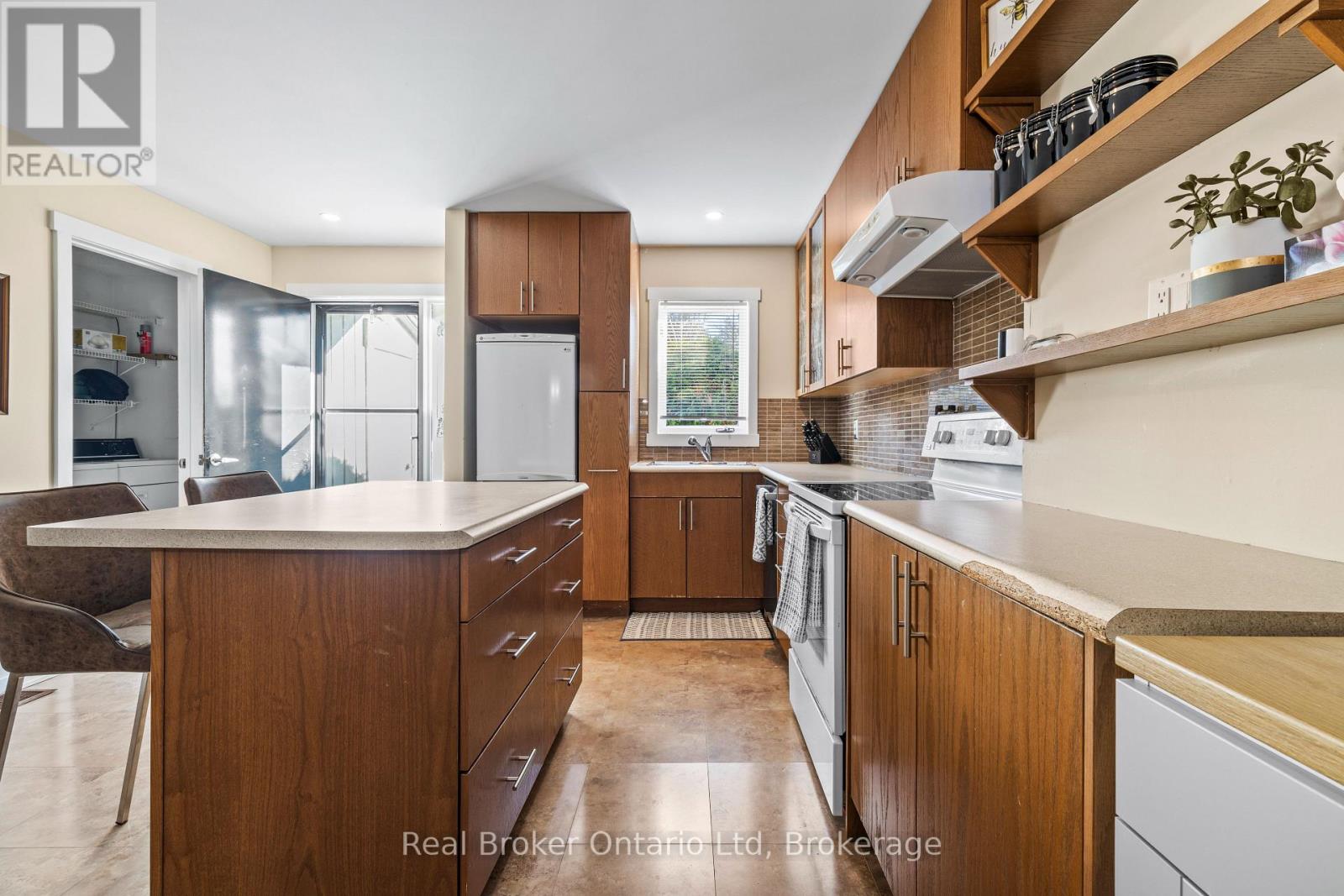 31 - 127 Fairway Crescent, Collingwood, Ontario  L9Y 5B4 - Photo 5 - S12573118