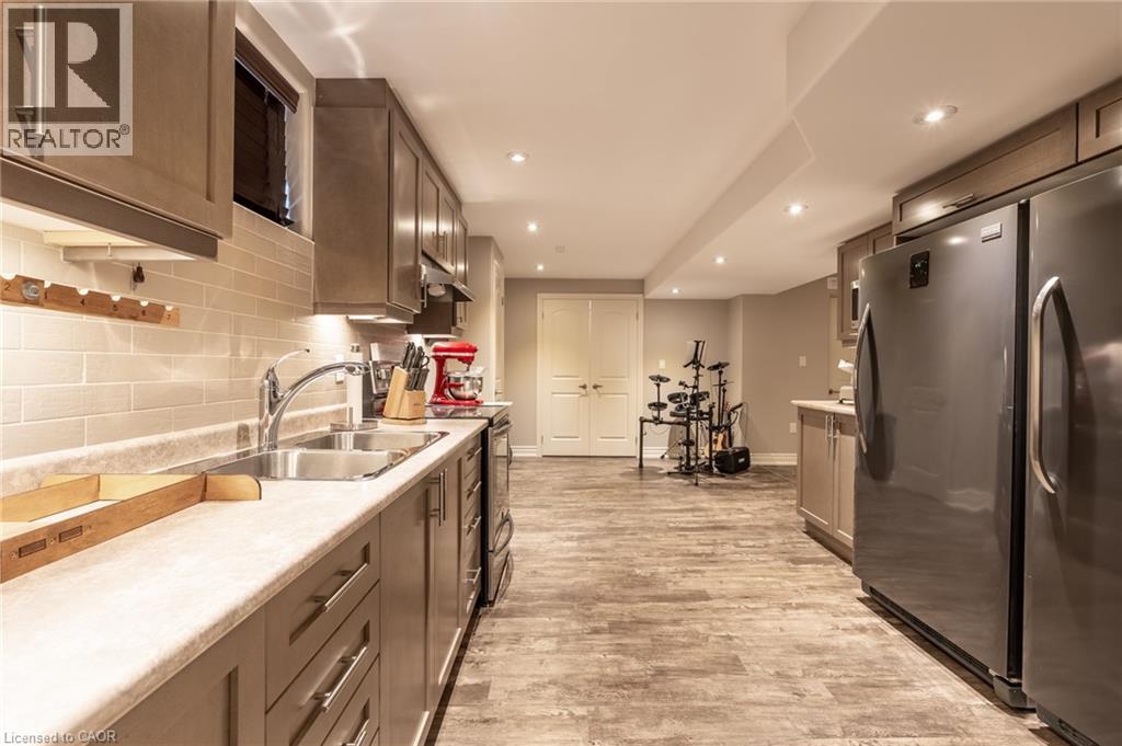 28 Southmeadow Crescent, Stoney Creek, Ontario  L8G 3E5 - Photo 40 - 40788964