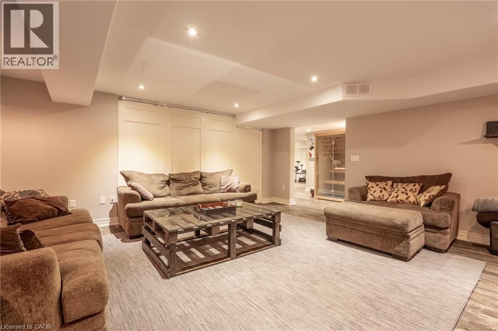 28 Southmeadow Crescent, Stoney Creek, Ontario  L8G 3E5 - Photo 35 - 40788964