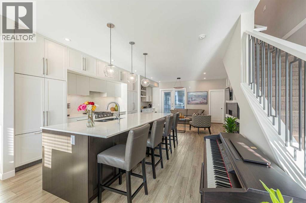 846 78 Street Sw, Calgary, Alberta  T3H 6B2 - Photo 12 - A2245881