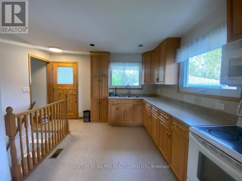 224 Nickerson Drive, Cobourg, Ontario  K9A 1A5 - Photo 10 - X12426815