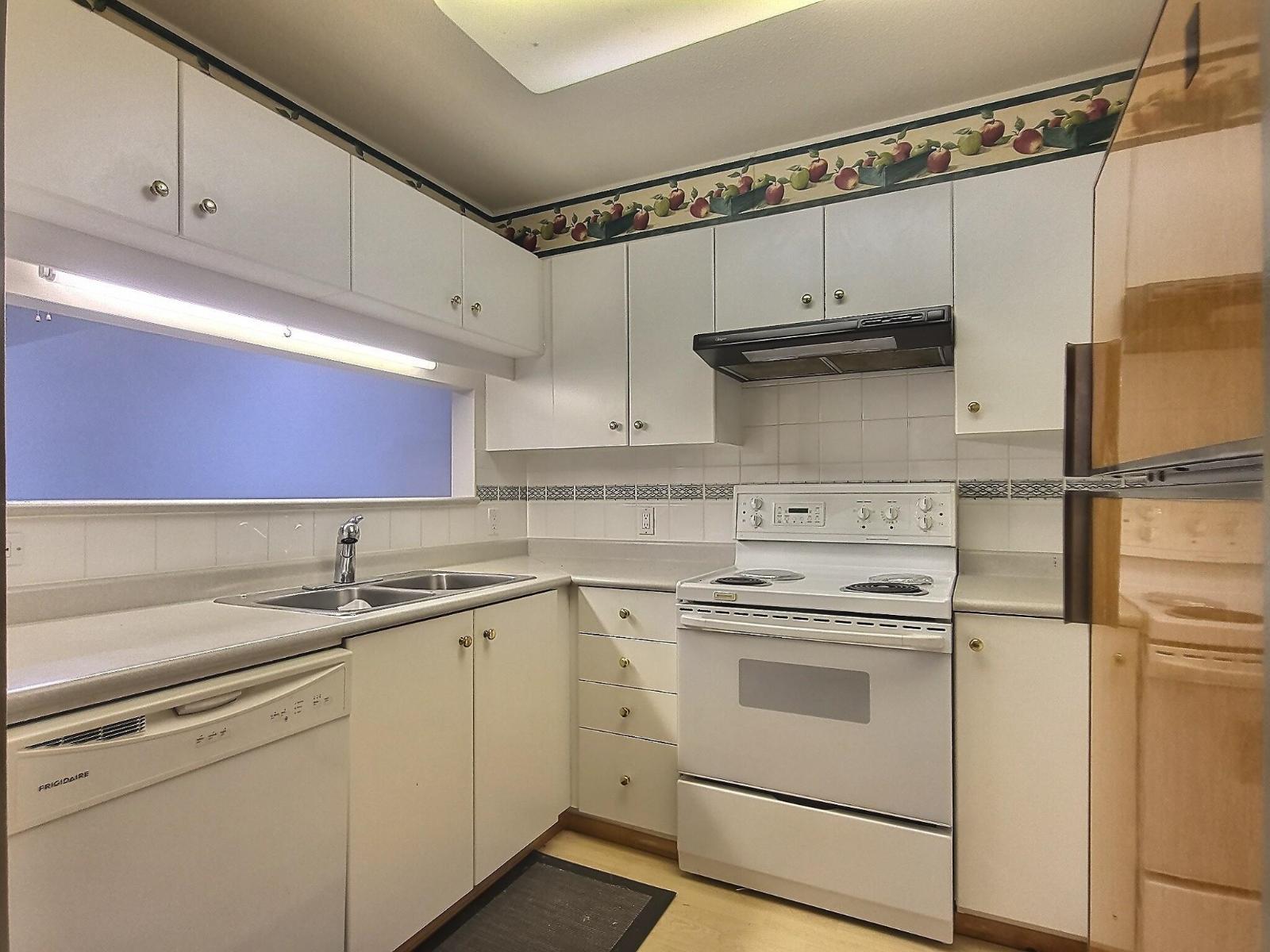 212 10128 132 Street, Surrey, British Columbia  V3T 3T5 - Photo 6 - R3069697