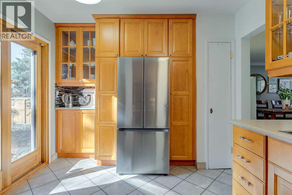 3235 Bearspaw Drive Nw, Calgary, Alberta  T2L 1T1 - Photo 14 - A2269154