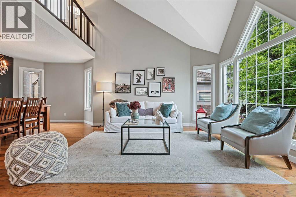 33 Sunset Crescent, Okotoks, Alberta  T1S 1P3 - Photo 7 - A2272168