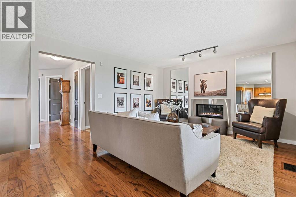 33 Sunset Crescent, Okotoks, Alberta  T1S 1P3 - Photo 20 - A2272168