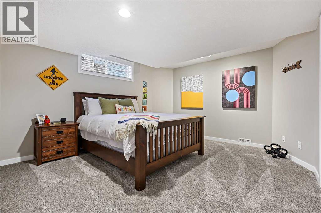 33 Sunset Crescent, Okotoks, Alberta  T1S 1P3 - Photo 40 - A2272168