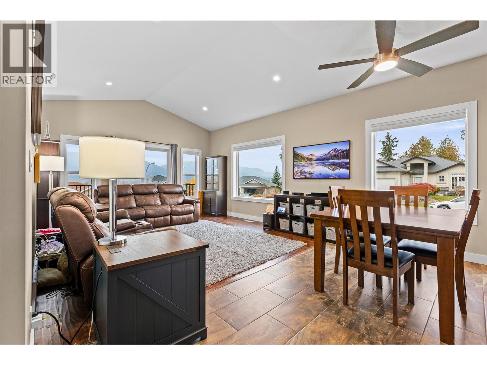 304 3rd Avenue S, Creston, British Columbia V0B 1G1 - Photo 8 - 10369731