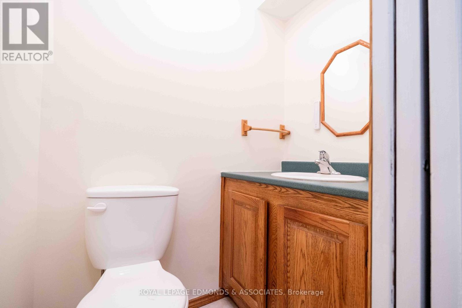 57 Beach Avenue, Deep River, Ontario  K0J 1P0 - Photo 30 - X12572148