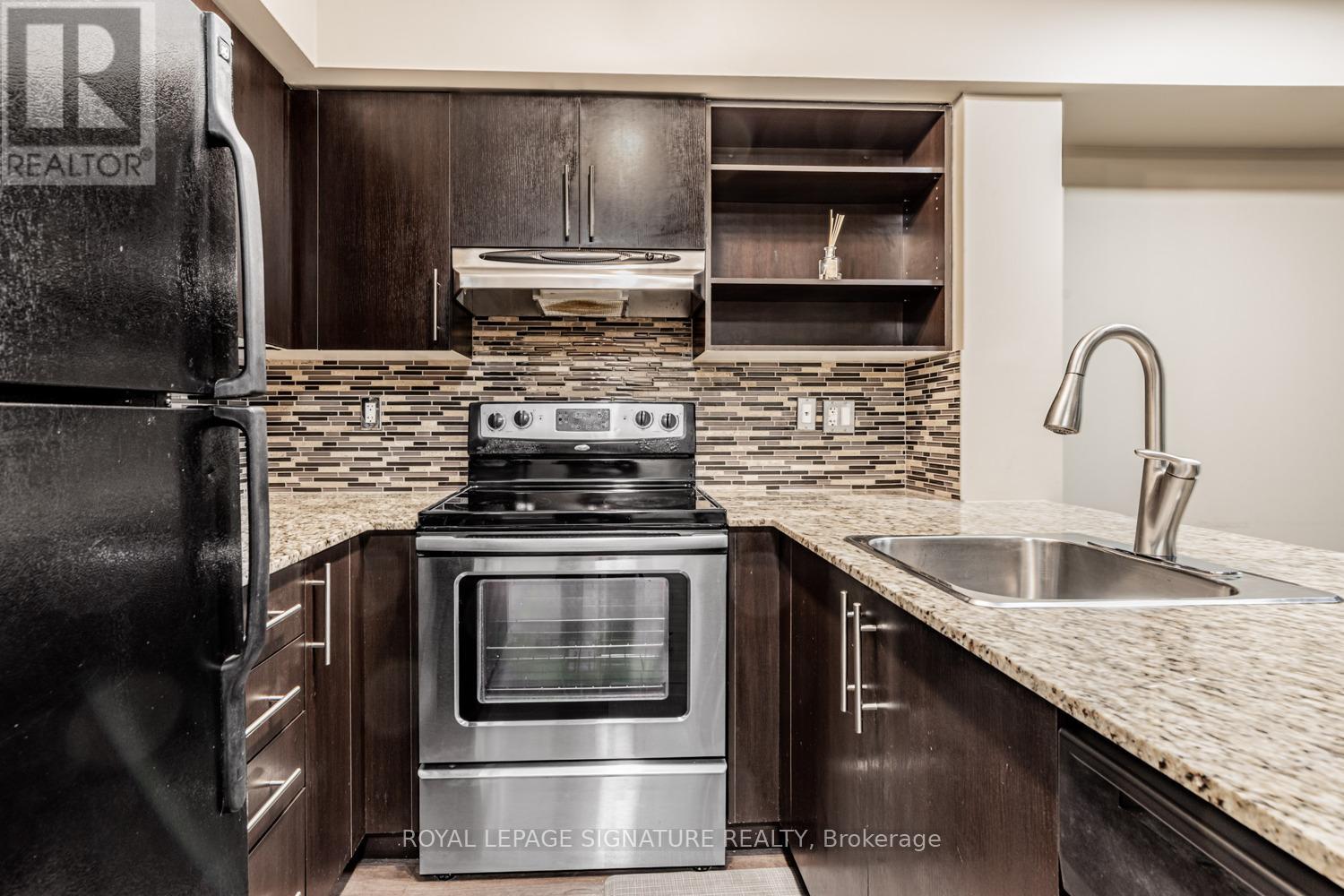 221 - 120 Dallimore Circle, Toronto, Ontario  M3C 4J1 - Photo 8 - C12573020