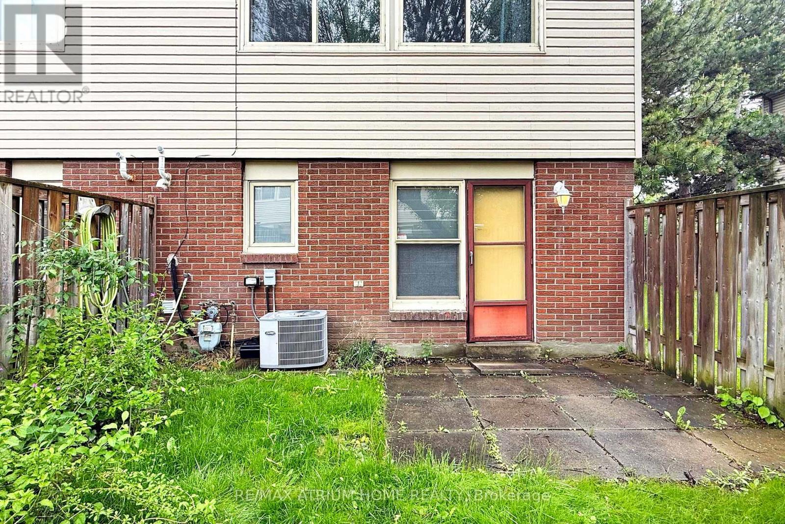 10 Townsend Road, Toronto, Ontario  M2H 2T2 - Photo 22 - C12573068