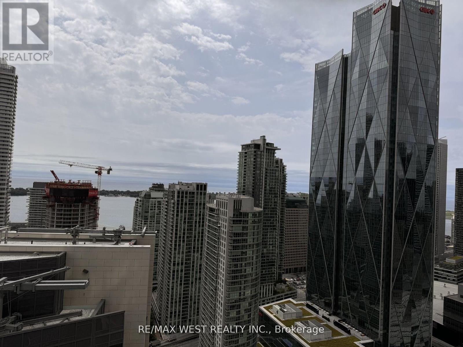 4002 - 8 The Esplanade, Toronto, Ontario  M5E 0A6 - Photo 21 - C12573094